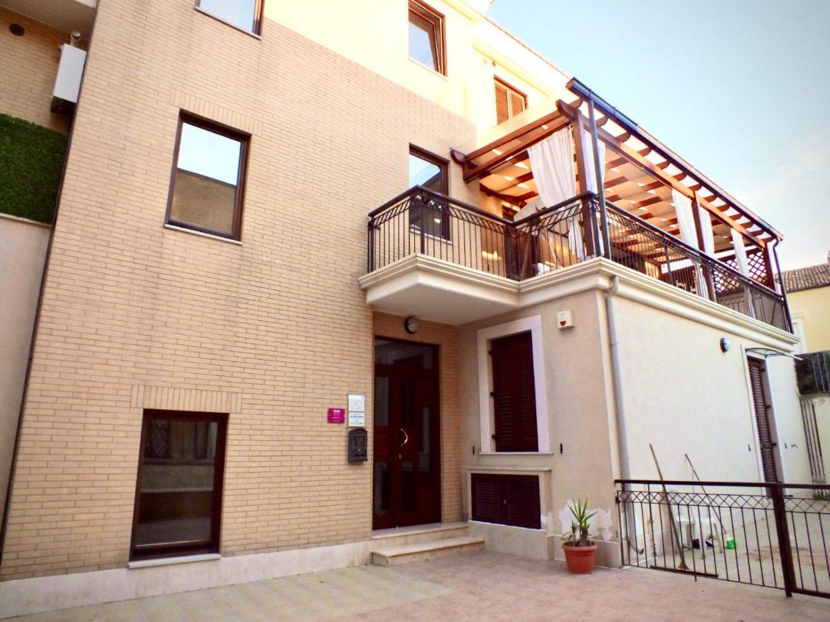 L'Arca - Bed & Breakfast In Lucera Centro 외부 사진